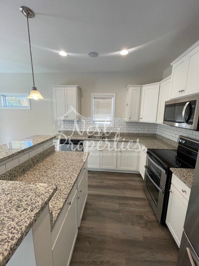 Foto del edificio - 1236 Deep Creek Rd