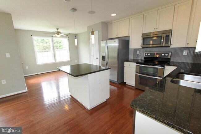 Building Photo - 67 Kensington Terrace