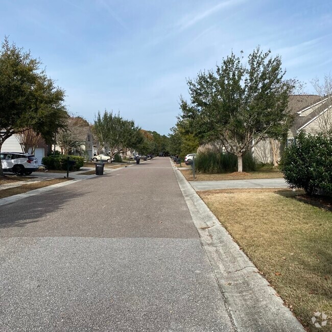 Building Photo - 2104 Baldwin Park Dr