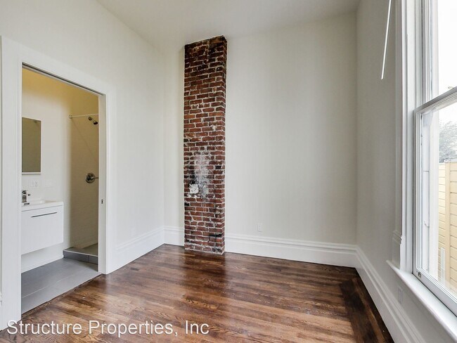 Building Photo - 688-692 Haight St