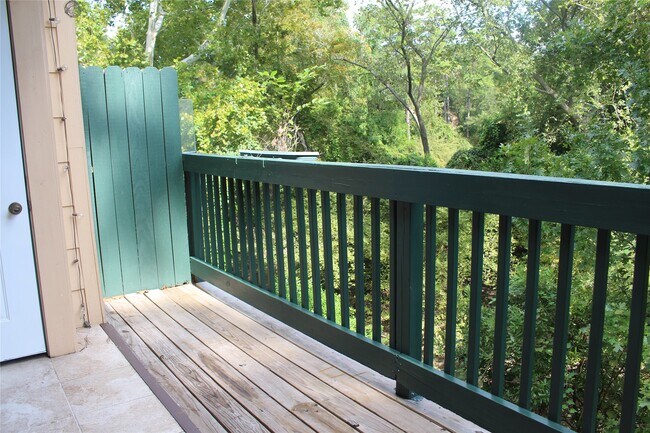 Foto del edificio - 8277 Kingsbrook Rd