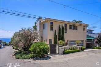 Building Photo - 31685 3rd Ave