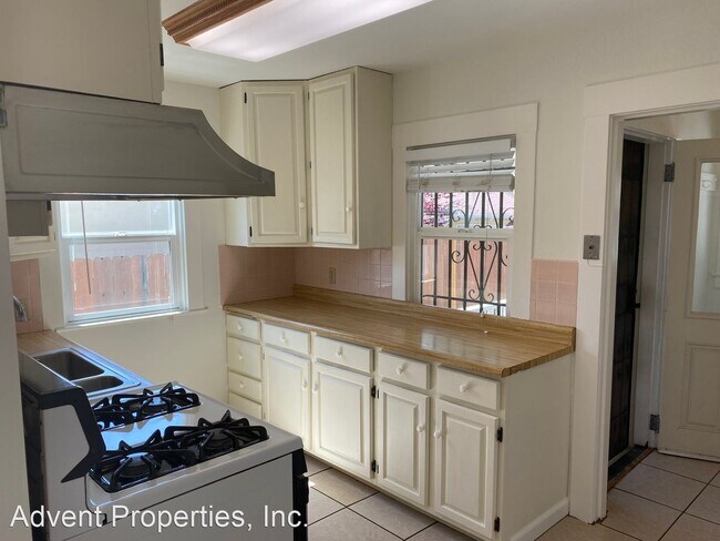 Foto del edificio - 3 br, 2 bath House - 3915 Magee Ave
