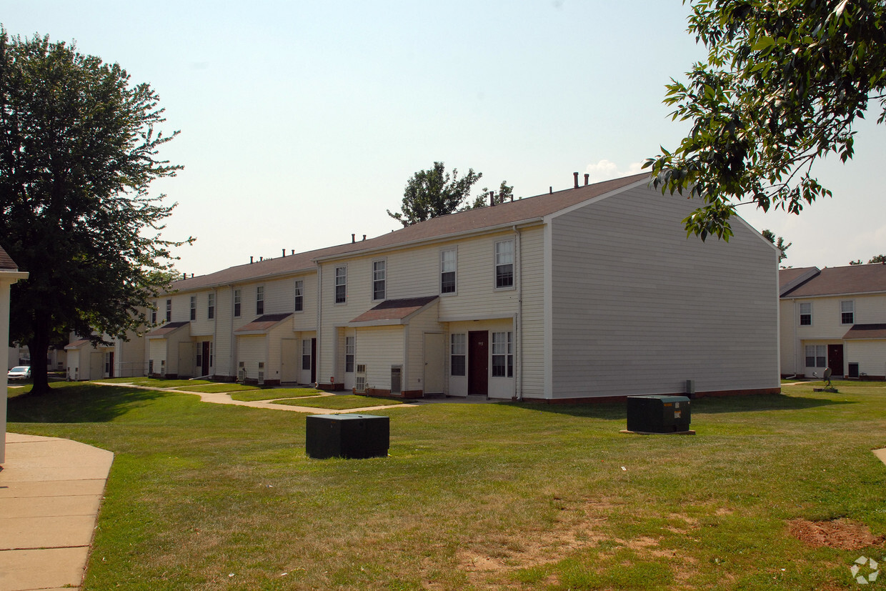 Foto del edificio - Gateway Townhomes