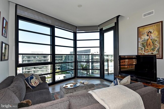 Foto del edificio - 1300 4th St SE