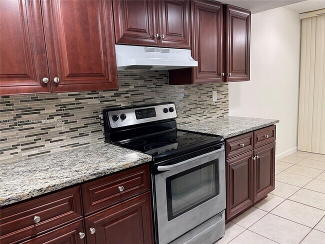 Foto del edificio - 2961 SW 87th Ave