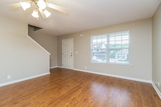 Foto del edificio - 8856 Cressent Glen Ct