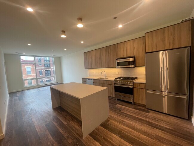 Foto del edificio - 1112 W Chicago Ave