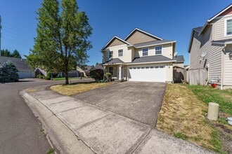 Building Photo - 4002 NE 165th Pl