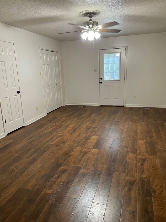 LR - 830 Blue Goose Rd