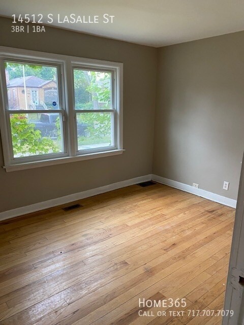 Foto del edificio - Cozy 3-Bedroom Home with Basement for Rent...