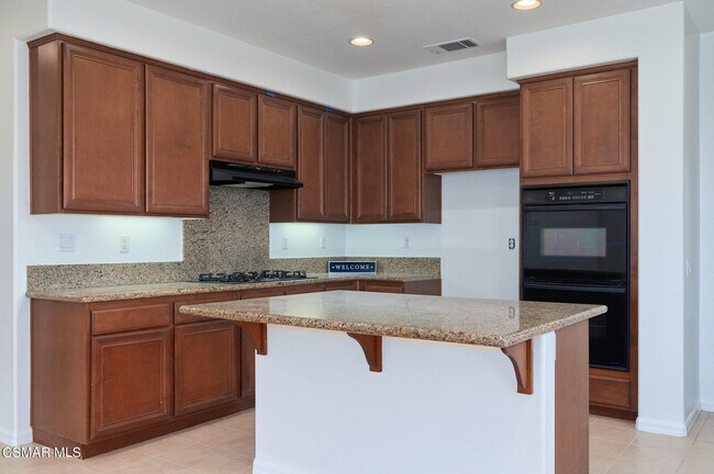 Foto del edificio - 4175 Shawnee St