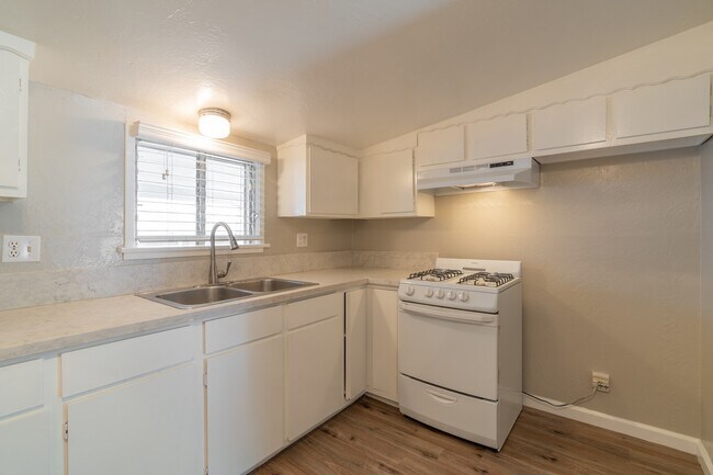 Foto del edificio - 329 Alvarado Street, Unit C