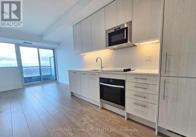 Photo du bâtiment - 286 Main St