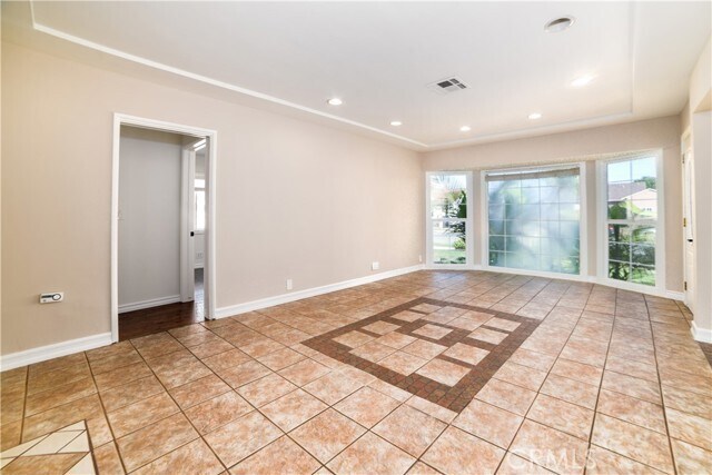 Foto del edificio - 623 N Nora Ave