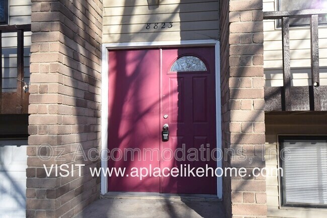 Foto del edificio - 8823 N Walnut St