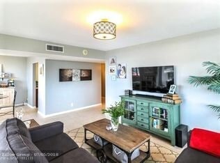 Living Room - 1625 SE 10th Ave