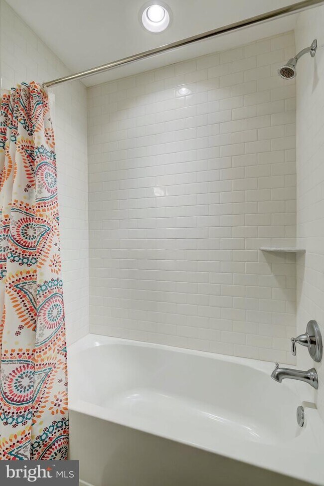 Foto del edificio - 29 S Chapel St