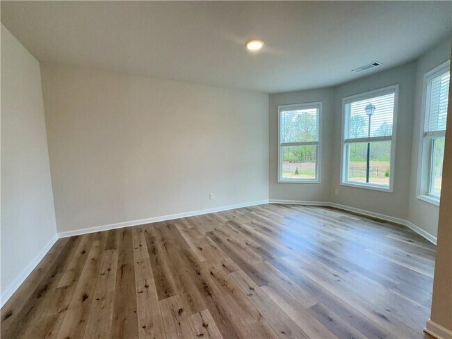 Building Photo - 445 Fox Crk Dr