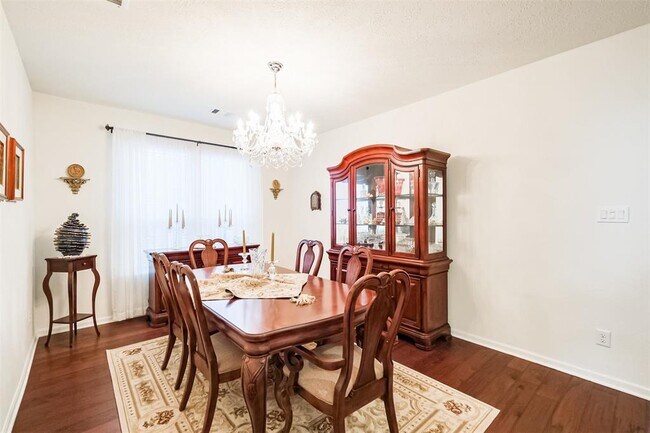 Foto del edificio - 1419 Wheatley Hill Ln