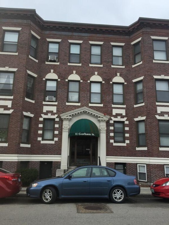Building Photo - 11 Gorham St