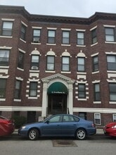 Building Photo - 11 Gorham St
