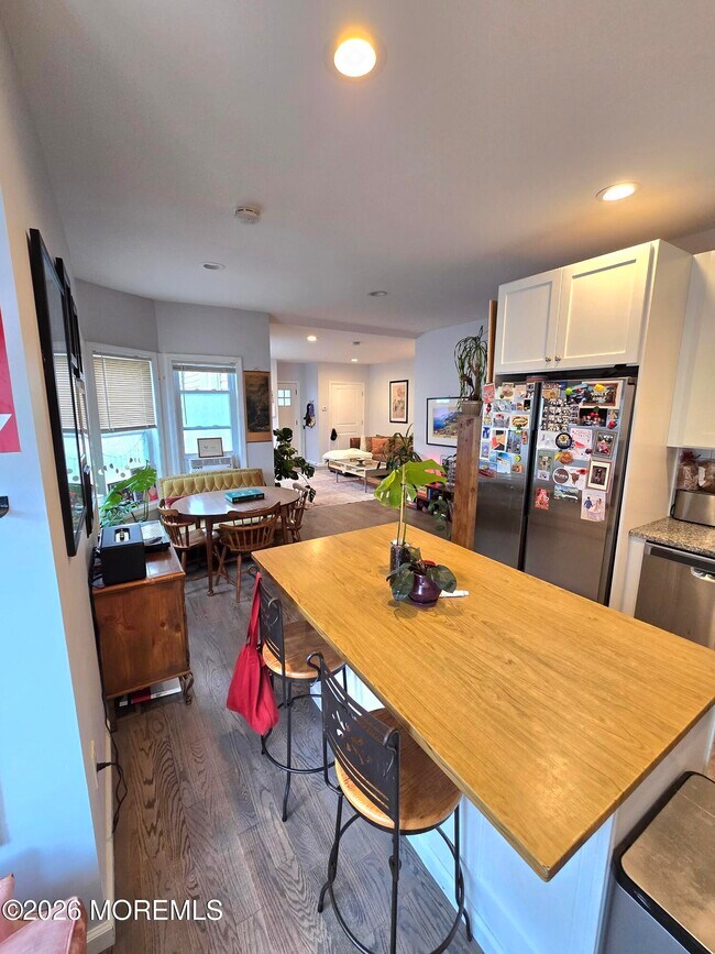 Foto del edificio - 305 3rd Ave