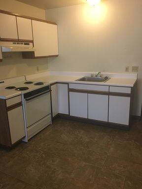 Building Photo - ALL UTILITIES INCLUDED! 2BR Only $795/mo!