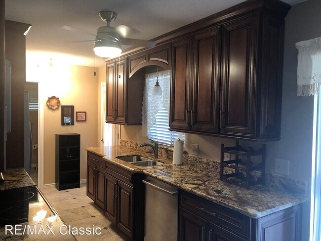 Building Photo - 2 br, 2 bath House - 790 Leisure World