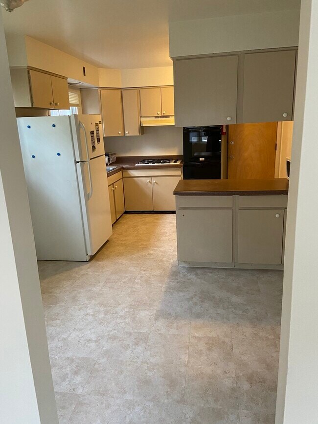 Foto del edificio - 8745 E Prairie Rd