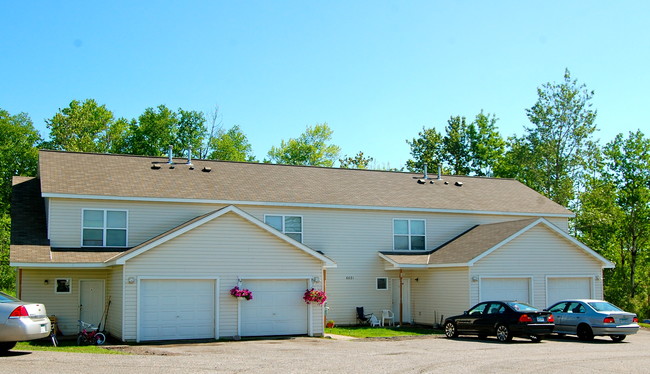 Foto del edificio - Westgate Townhomes