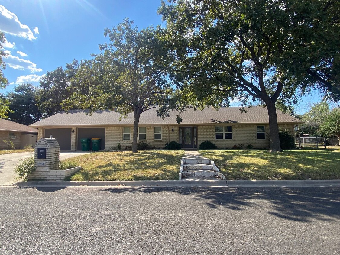 Foto principal - 3 BEDROOM, PLUS OFFICE, BELTON ISD