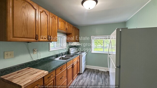 Photo - 6244 Grovenburg Rd House