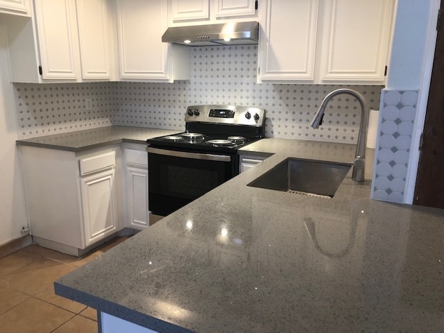 Building Photo - 22100 Burbank Blvd