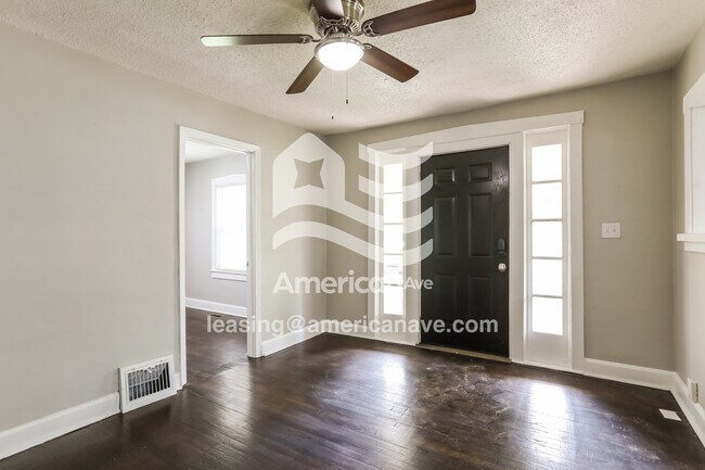 Foto del edificio - 600 N Crysler Ave
