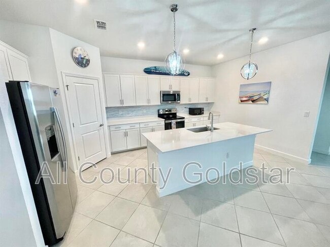 Building Photo - 8788 Coco Bay Blvd
