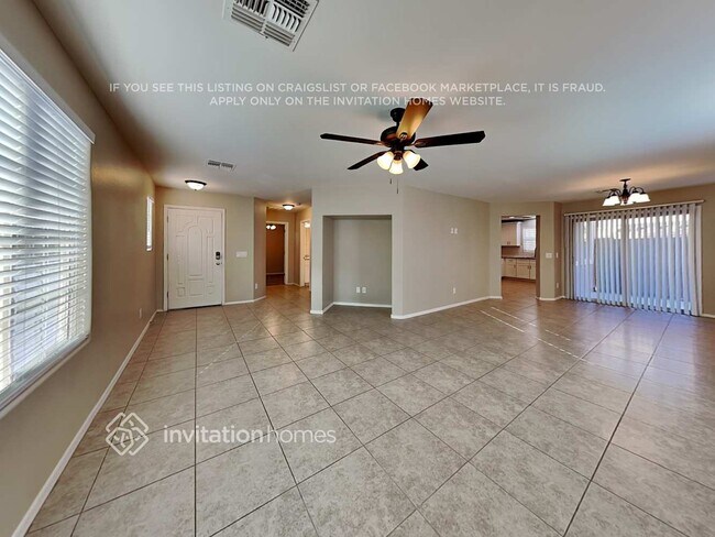 Foto del edificio - 3539 E Erie St