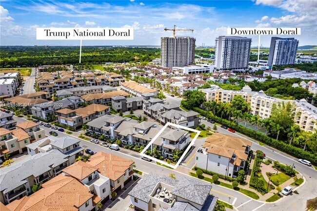 Foto del edificio - 4663 NW 83rd Pky  22 Doral Fl 33166