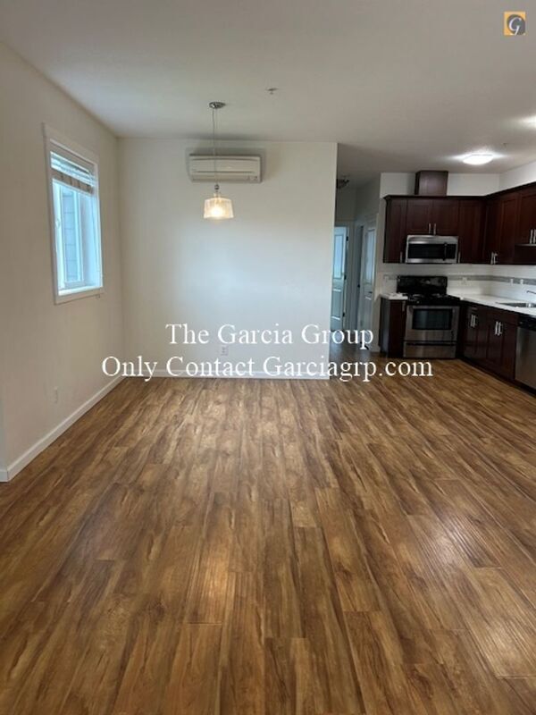 Foto del edificio - 7128 N Richmond Ave