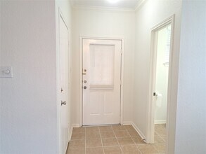 Building Photo - 13134 Stratford Skies Ln