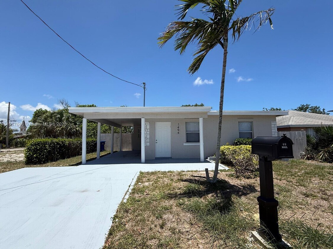 Foto principal - 1494 W 34th St