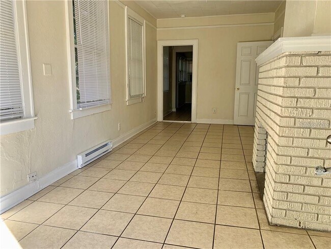 Foto del edificio - 833 11th St N