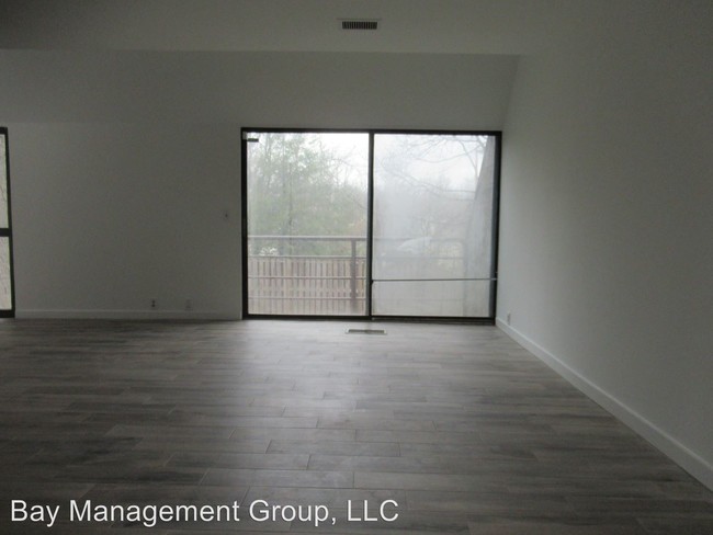 Building Photo - 3 br, 2.5 bath House - 2200 Angelica Terrace