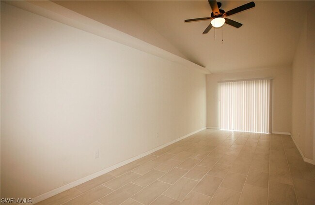 Building Photo - 1309 SE 8th Pl