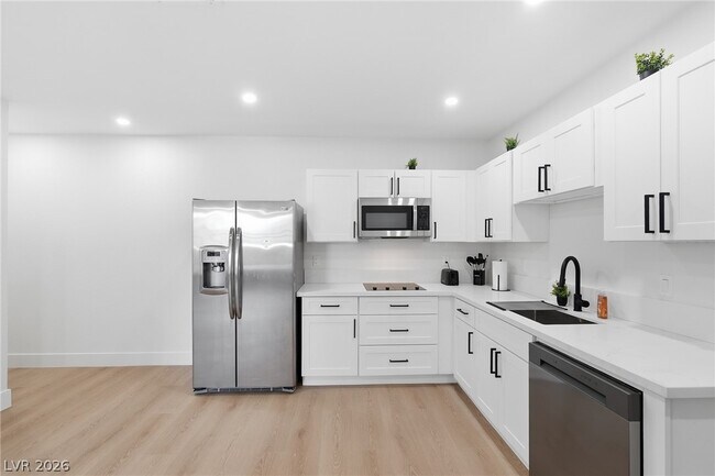 Foto del edificio - 6865 Coley Ave