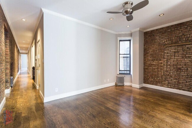 Foto del edificio - 9 W 103rd St