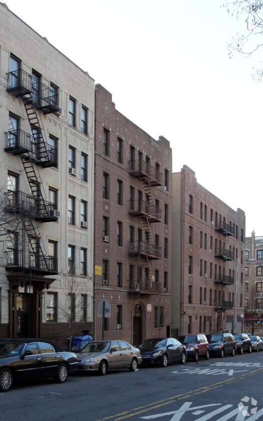 Building Photo - 645 Academy St