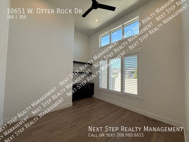 Foto del edificio - 10651 W Otter Rock Dr