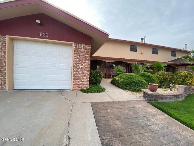 Building Photo - 1826 Jack Nicklaus Dr