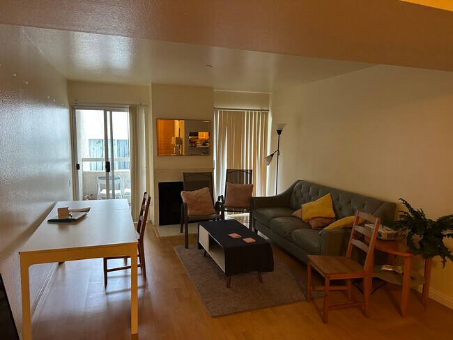 Living Room - 10960 Ashton Ave